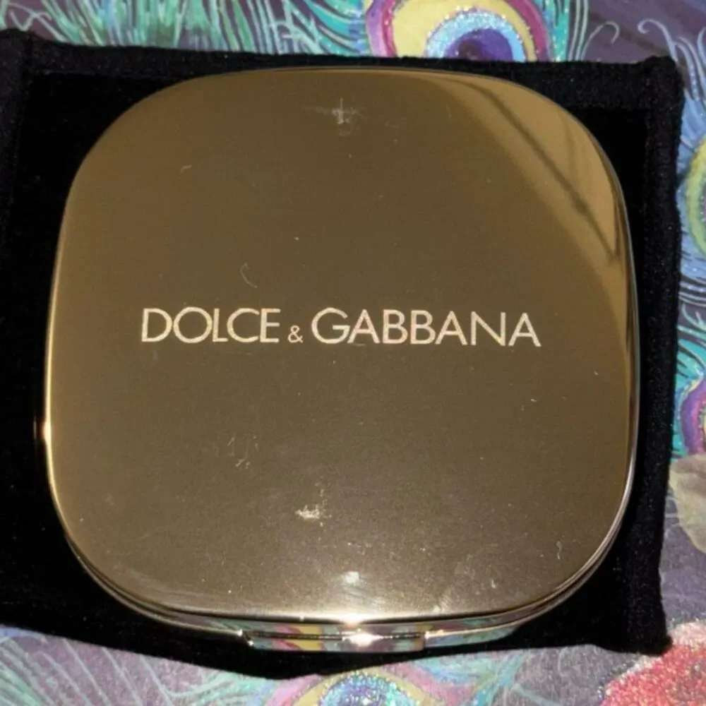 Dolce & Gabbana never used